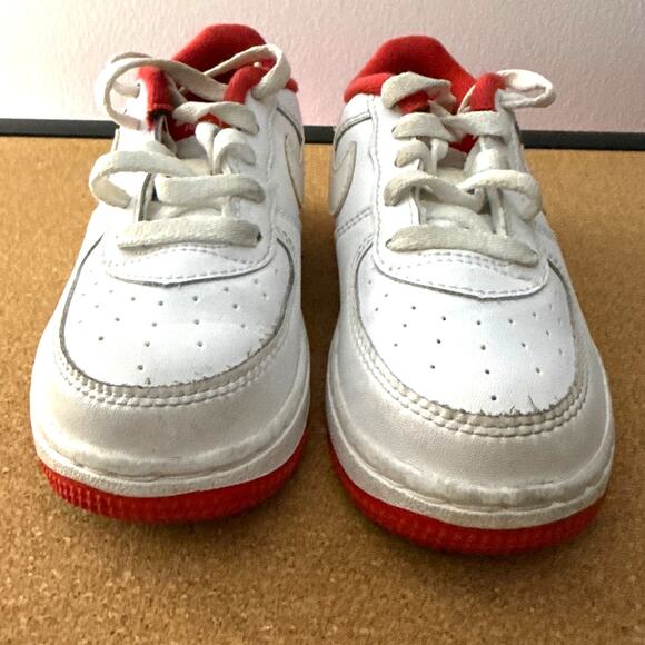 Nike Air Force 1 Toddler Boys Sneakers | White/Red | US 9C | UK 8.5 | EUR 26 - Picture 1 of 9